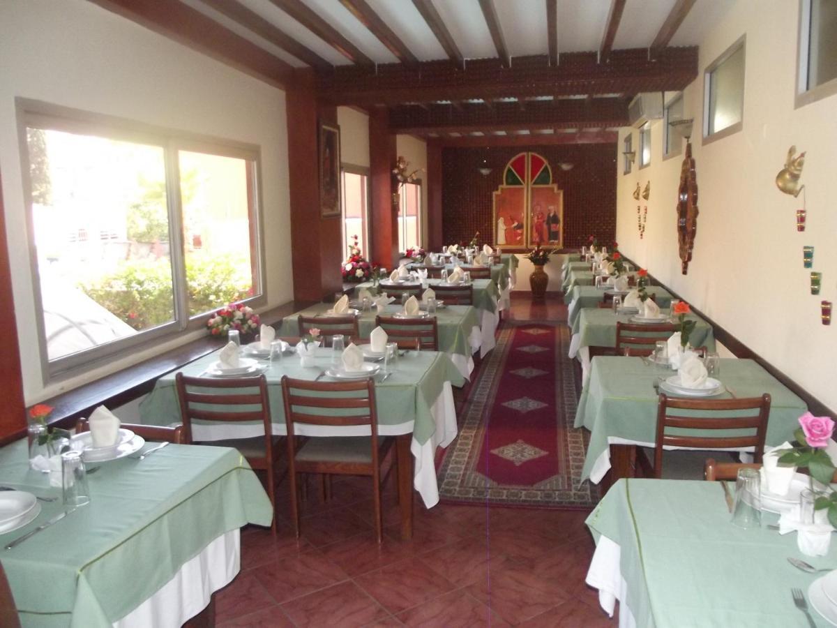 Hotel Al Kabir Маракеш Екстериор снимка