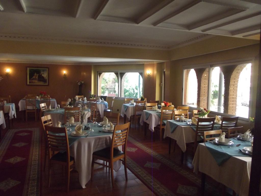 Hotel Al Kabir Маракеш Екстериор снимка